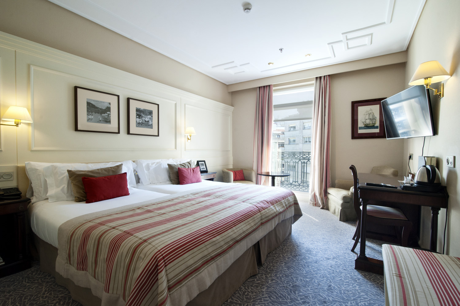 hotel londres inglaterra donostia sen sebastian gipuzkoa fotografo profesional reportaje fotografico interior real estate habitaciones
